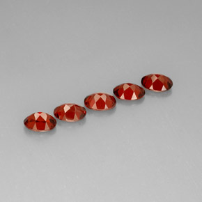 Pedras preciosas de Granada Almandina Vermelho natural de  ct, Corte Oval, VS