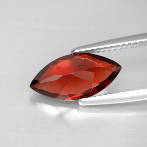 Granada almandina vermelho natural 2,94ct, marquise, VVS-VS