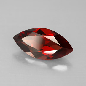 Granada Almandina Vermelho escuro Natural 3.16ct, Marquesa, VVS-VS