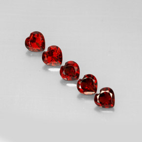 Pedras preciosas de granada almandina vermelho profundo natural de  ct, formato de coração, VS