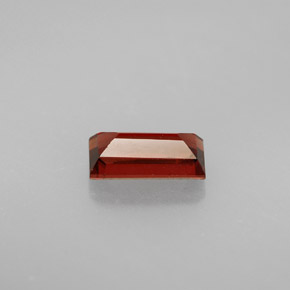 Granada Almandina Vermelho escuro Natural 1.05ct, baguete, VS