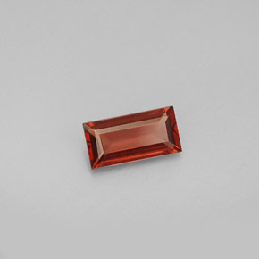 Granada Almandina Vermelho escuro Natural 0.84ct, baguete, VS