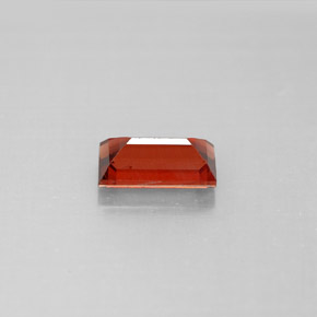 Granada almandina vermelho natural 1,19ct, baguete, VS