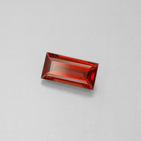 Granada Almandina Vermelho escuro Natural 1.08ct, baguete, VS-SI