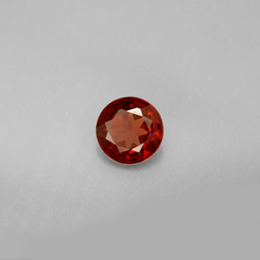 Granada Almandina Laranja Vermelho Natural 0.77ct, Corte Redondo, VVS-VS