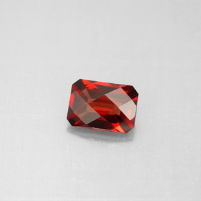 Granada almandina vermelho natural 1,06ct, corte esmeralda, VVS-VS