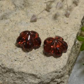 Pedras preciosas de granada almandina vermelho natural de 3,47 ct, corte flor, translúcido