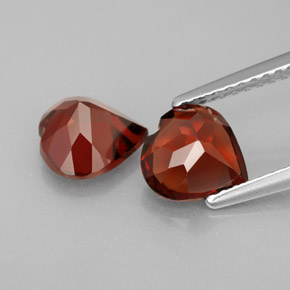 Pedras preciosas de Granada Almandina Vermelho escuro natural de  ct, Formato de coração, VVS-VS