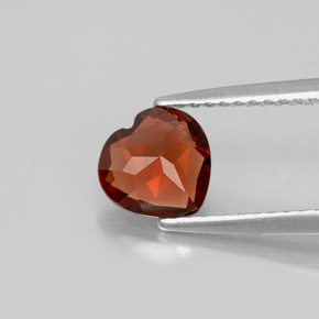 Granada Almandina Vermelho escuro Natural 1.03ct, Formato de coração, VS