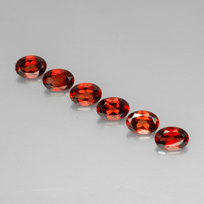 Pedras preciosas de granada almandina laranja natural de  ct, corte oval, VVS-VS