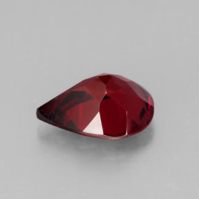 Granada Almandina Vermelho escuro Natural 1.81ct, Formato de pêra, VS