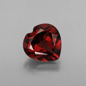 Granada almandina vermelho natural 1,50ct, formato de coração, VVS