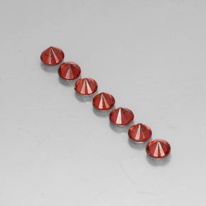 Pedras preciosas de Granada Almandina Vermelho escuro natural de  ct, Corte Redondo, VVS-VS