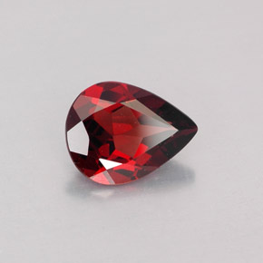 Granada Almandina Vermelho escuro Natural 1.65ct, Formato de pêra, VVS