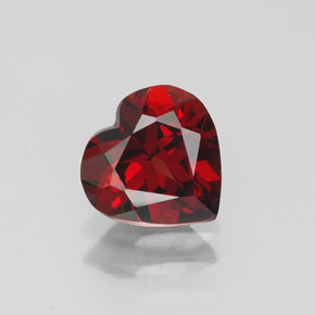 Granada Almandina Vermelho escuro Natural 1.33ct, Formato de coração, VVS