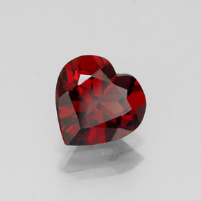 Granada Almandina Vermelho escuro Natural 1.33ct, Formato de coração, VVS