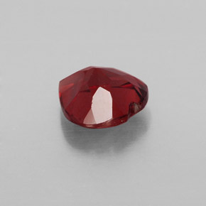 Granada almandina vermelho natural 1,55ct, formato de coração, VVS-VS