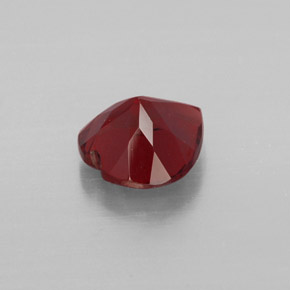 Granada almandina vermelho natural 1,52ct, formato de coração, VVS-VS