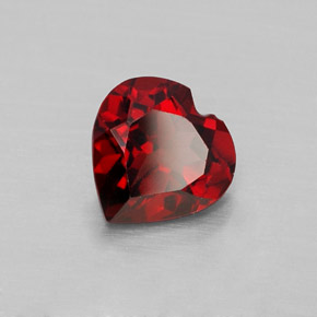 Granada almandina vermelho natural 1,58ct, formato de coração, VVS-VS