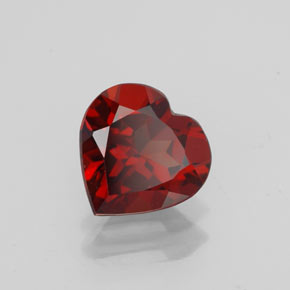 Granada almandina vermelho natural 1,41ct, formato de coração, VVS