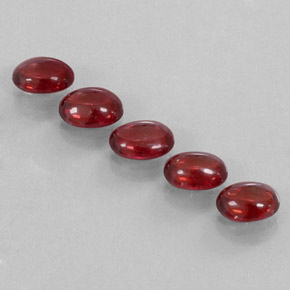 Pedras preciosas de granada almandina vermelho natural de  ct, transparente, transparente/translúcido