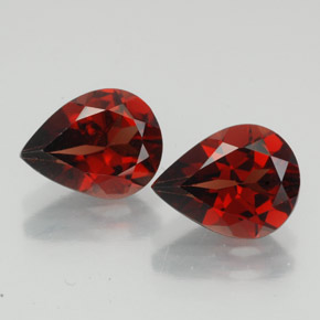 Pedras preciosas de granada almandina vermelho natural de  ct, formato de pêra, VS