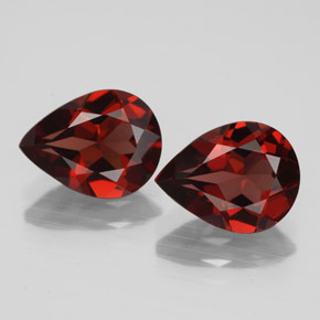 Pedras preciosas de granada almandina vermelho natural de  ct, formato de pêra, VVS