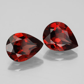 Pedras preciosas de granada almandina vermelho natural de  ct, formato de pêra, VVS