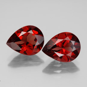 Pedras preciosas de granada almandina vermelho natural de  ct, formato de pêra, VVS