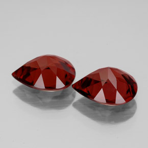 Pedras preciosas de granada almandina vermelho natural de  ct, formato de pêra, VVS