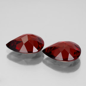 Pedras preciosas de granada almandina vermelho natural de  ct, formato de pêra, VVS-VS