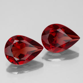 Pedras preciosas de granada almandina vermelho natural de  ct, formato de pêra, VVS