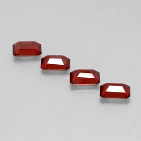Pedras preciosas de granada almandina vermelho natural de  ct, corte esmeralda, VVS-VS