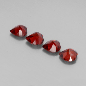 Pedras preciosas de Granada Almandina Vermelho escuro natural de  ct, Formato de coração, VVS-VS