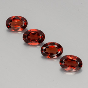Pedras preciosas de granada almandina vermelho natural de  ct, corte oval, VVS-VS