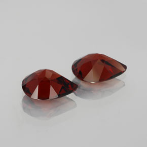 Pedras preciosas de granada almandina vermelho natural de  ct, formato de pêra, VS