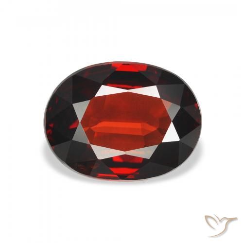 Granada Almandina Vermelho escuro Natural 3.14ct, oval, VVS-VS