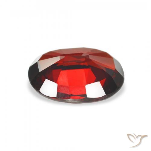 Granada Almandina Vermelho escuro Natural 3.19ct, oval, VVS-VS