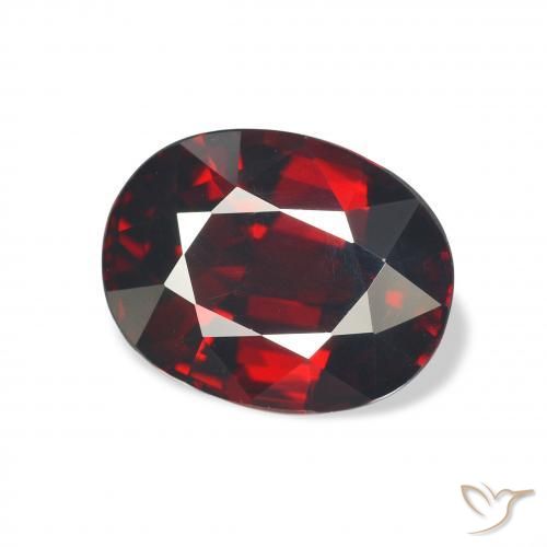 Granada Almandina Vermelho escuro Natural 5.77ct, oval, VVS-VS