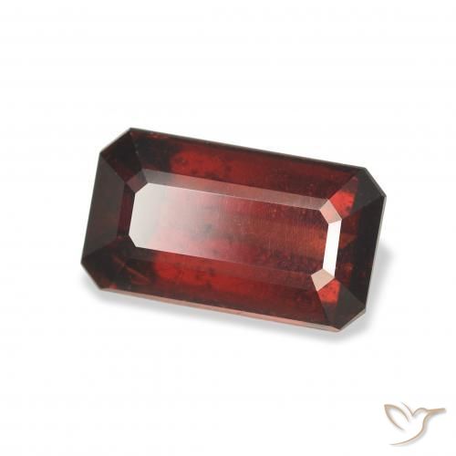 Granada Almandina Vermelho Sangue Profundo Natural 4.20ct, Corte Octógono / Esmeralda, VS