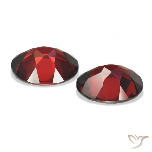 Pedras preciosas de Granada Almandina Vermelho escuro natural de 7.55 ct, oval, VVS-VS