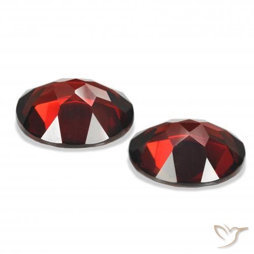 Pedras preciosas de Granada Almandina Vermelho escuro natural de 8.16 ct, oval, VVS-VS