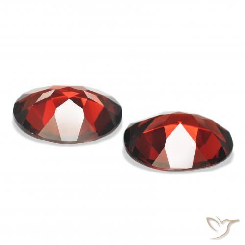 Pedras preciosas de Granada Almandina Vermelho escuro natural de 7.00 ct, oval, VVS-VS