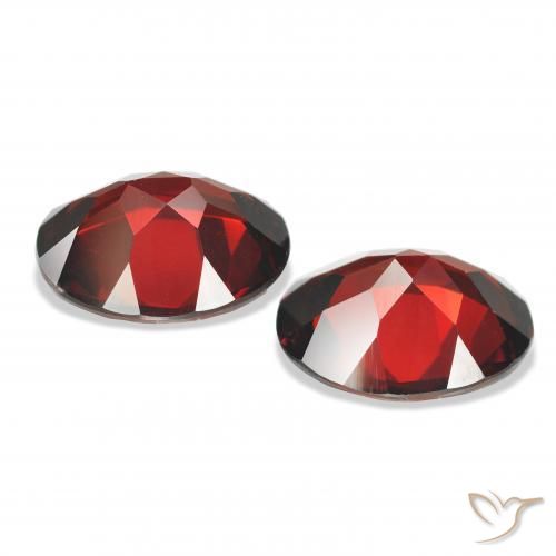 Pedras preciosas de Granada Almandina Vermelho escuro natural de 7.53 ct, oval, VVS-VS