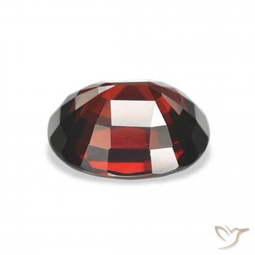 Granada Almandina Vermelho escuro Natural 4.56ct, oval, VVS