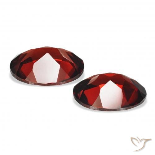 Pedras preciosas de Granada Almandina Vermelho Sangue Profundo natural de 4.17 ct, oval, VVS-VS