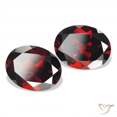 Pedras preciosas de Granada Almandina Vermelho Sangue Profundo natural de 4.51 ct, oval, VS