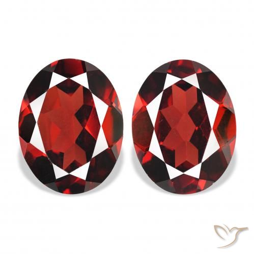 4.09ctw Natural Vermelho escuro Granada Almandina, oval, VS