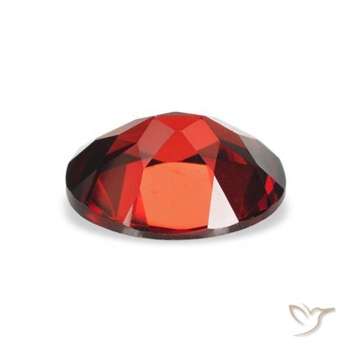 Granada Almandina Vermelho escuro Natural 2.20ct, oval, VVS-VS
