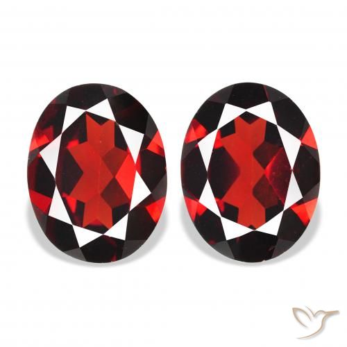 3.91ctw Natural Deep Red Almandine Garnet, Oval, VVS-VS